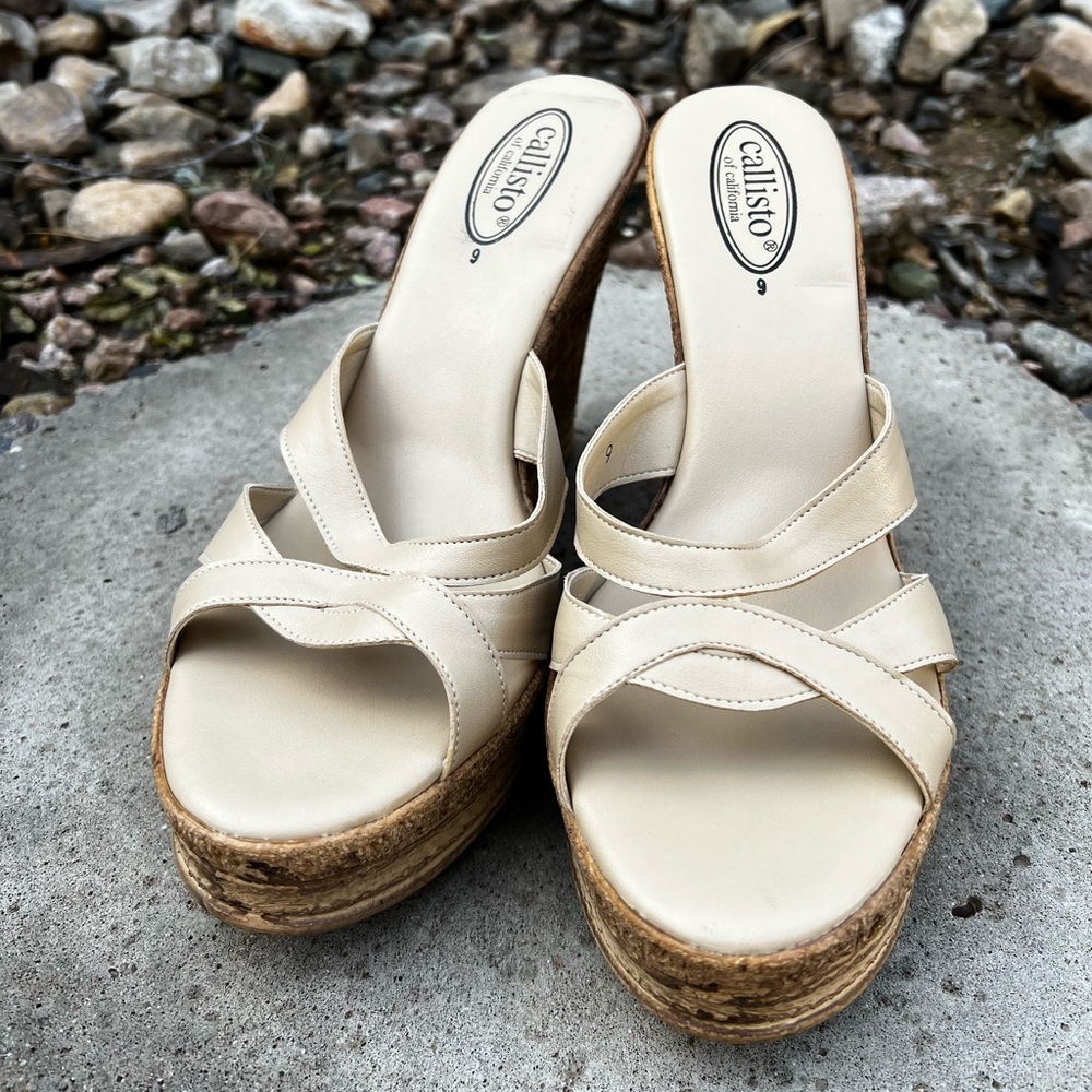 Callisto of California Wedge Open Toe Heels shoes women’s size 9 beige/tan